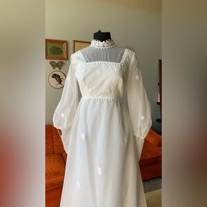 Vintage Wedding Dress - 1970s - Edwardian - Gunne Sax Style - Empire Waist